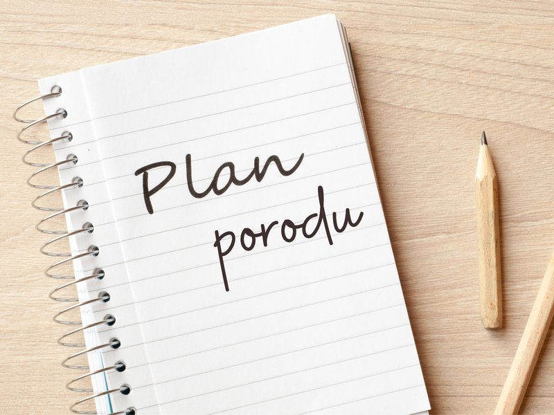 Plan porodu – praktyczny przewodnik, jak przygotować plan porodu krok po kroku przed narodzinami dziecka.